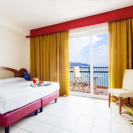 Piccolo Hotel Diano Marina Zewnętrze zdjęcie