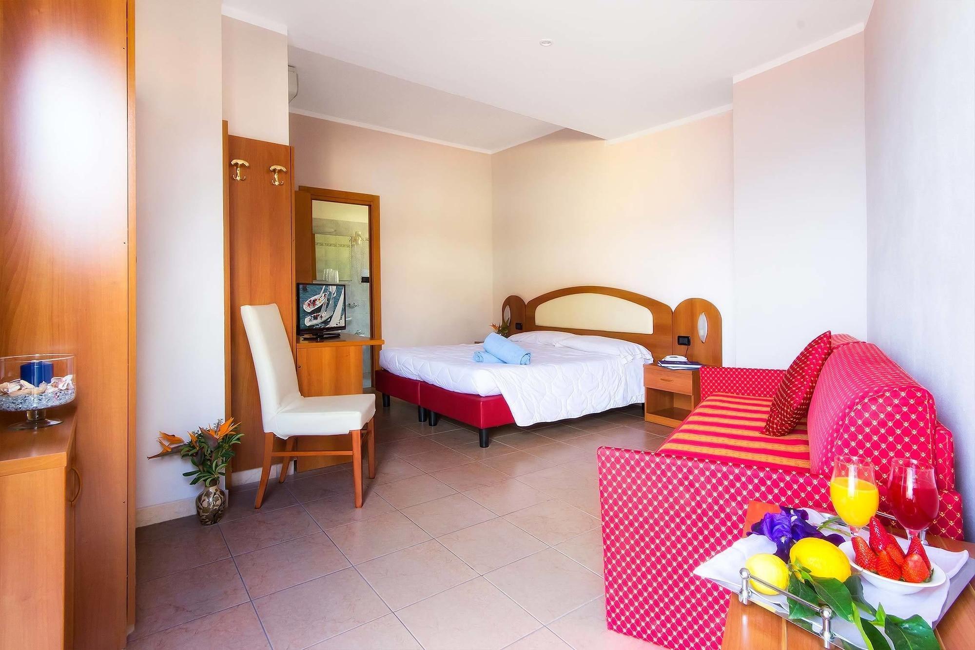 Piccolo Hotel Diano Marina Zewnętrze zdjęcie