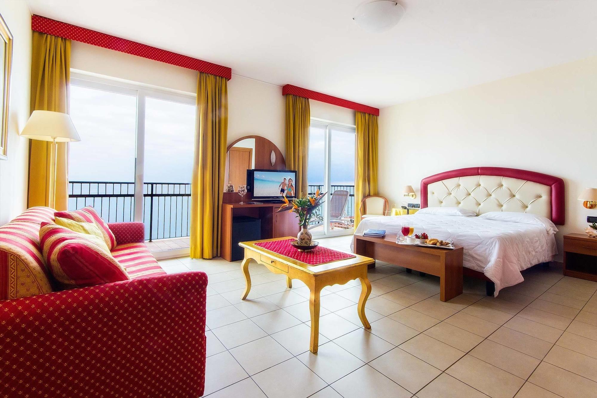 Piccolo Hotel Diano Marina Zewnętrze zdjęcie