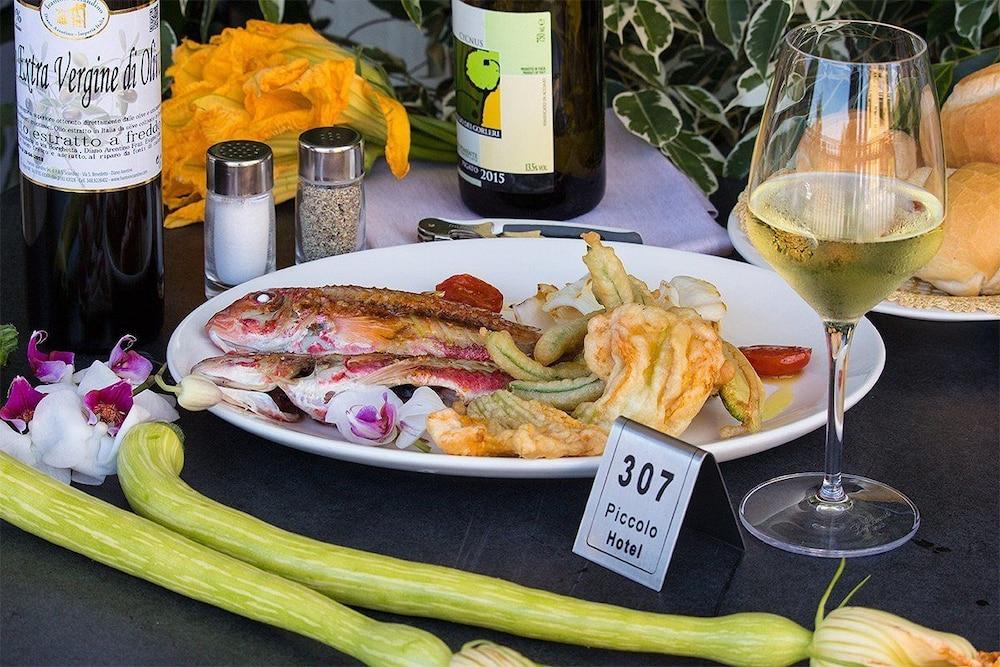 Piccolo Hotel Diano Marina Zewnętrze zdjęcie
