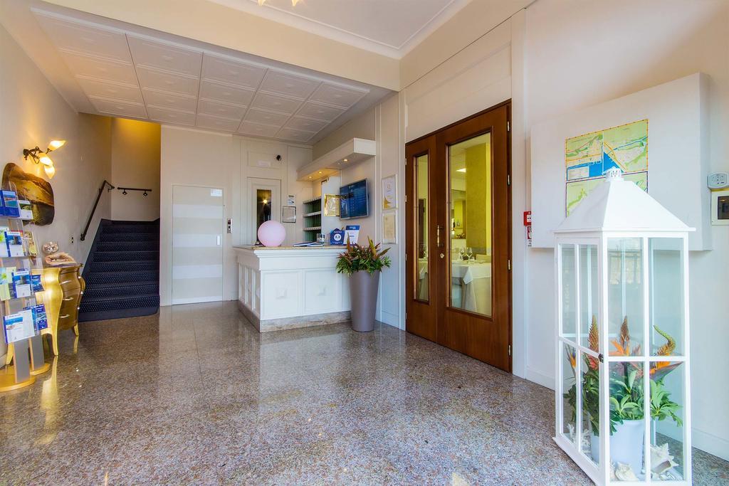 Piccolo Hotel Diano Marina Zewnętrze zdjęcie