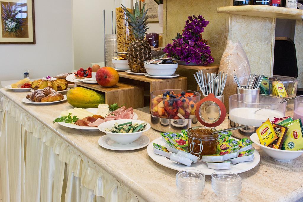 Piccolo Hotel Diano Marina Zewnętrze zdjęcie